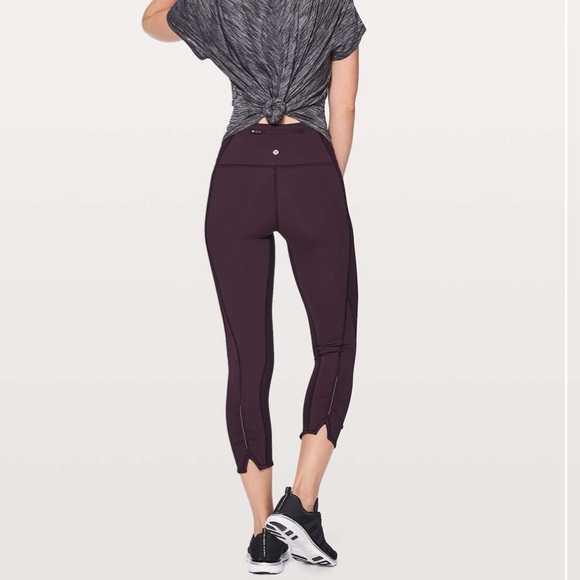 Lululemon On Your Mark Crop 23" in Black Cherry 6 O1 - Picture 2 of 8